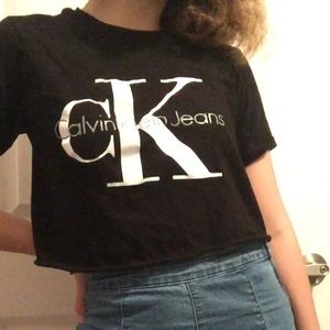 CALVIN KLEIN JEANS CROP TOP